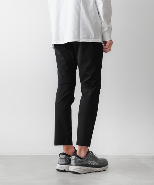 ATTACHMENT(アタッチメント)の「ポンテジャージー ナローパンツ / PONTE JERSEY NARROW PANTS(スラックス・メンズ・ネイビー/ブラック・1/2/3)」の10枚目の写真