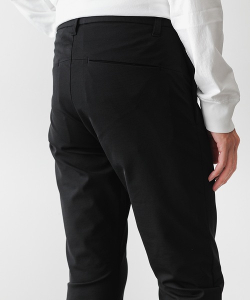 ATTACHMENT(アタッチメント)の「ポンテジャージー ナローパンツ / PONTE JERSEY NARROW PANTS(スラックス・メンズ・ネイビー/ブラック・1/2/3)」の3枚目の写真
