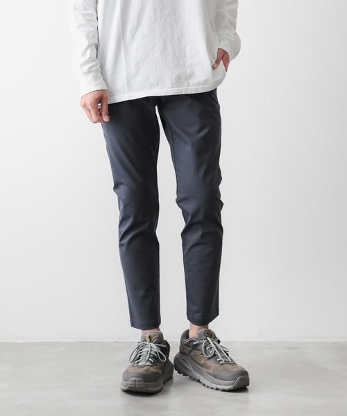 ATTACHMENT(アタッチメント)の「ポンテジャージー ナローパンツ / PONTE JERSEY NARROW PANTS(スラックス・メンズ・ネイビー/ブラック・1/2/3)」の21枚目の写真