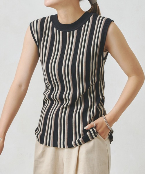 Chez toi（シェトワ）の「マルチストライプノースリニットプルオーバー（ニット/セーター・レディース・オフホワイト/ブラック/ブルー/パープル・FREE）」の6枚目の写真