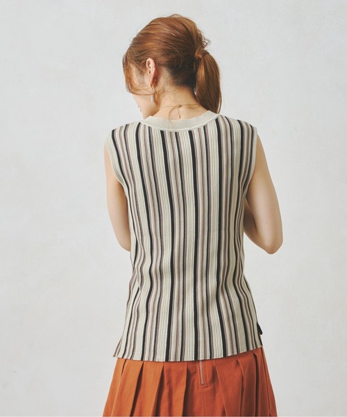 Chez toi（シェトワ）の「マルチストライプノースリニットプルオーバー（ニット/セーター・レディース・オフホワイト/ブラック/ブルー/パープル・FREE）」の15枚目の写真