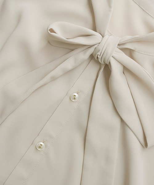 ROPE' PICNIC(ロペピクニック)の「ボウタイリボンブラウス(シャツ/ブラウス・レディース・ホワイト/ブラック/ベージュ系その他・38)」の10枚目の写真