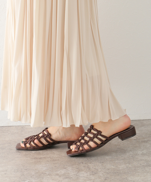 LE TALON（ルタロン）の「スクエアブレードミュールサンダル（サンダル・レディース・ブラウン/ゴールド/ブルー系その他・MEDIUM/LARGE/SMALL/X-LARGE）」の4枚目の写真
