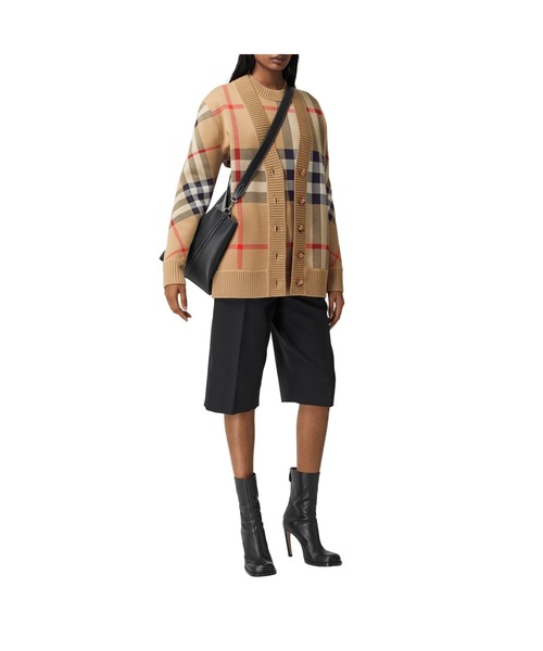 BURBERRY(バーバリー)の「チェック テクニカルウール ジャカードカーディガン(カーディガン/ボレロ・レディース・ベージュ系・L/XS)」の3枚目の写真
