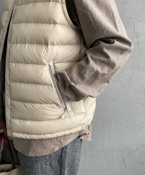 DANTON（ダントン）の「[DANTON/ダントン] クルーネック インナーダウンベスト（ダウンベスト・レディース・ブラック/サンドベージュ/ライトベージュ・S/M/XS）」の22枚目の写真