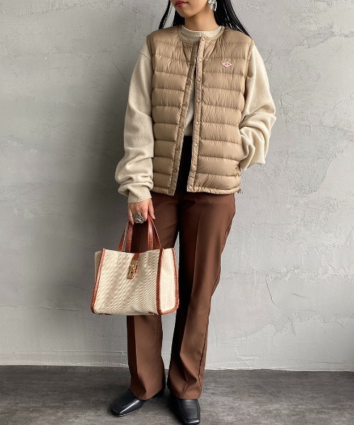 DANTON（ダントン）の「[DANTON/ダントン] クルーネック インナーダウンベスト（ダウンベスト・レディース・ブラック/サンドベージュ/ライトベージュ・S/M/XS）」の15枚目の写真