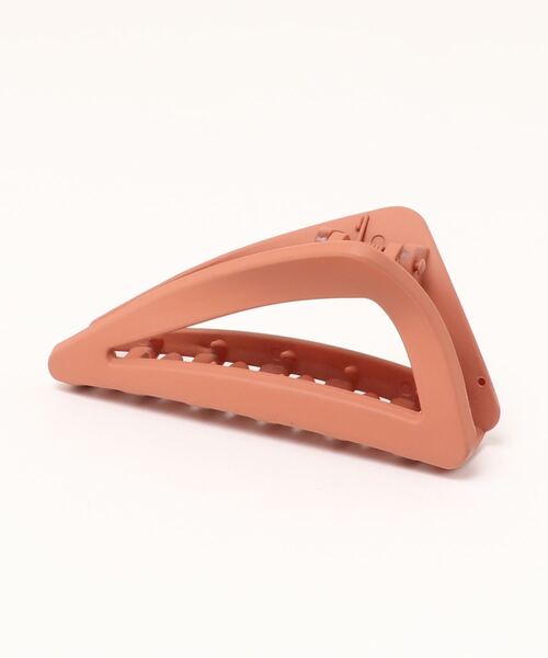 Fun & Daily（ファンアンドデイリー）の「マットカラートライアングルヘアクリップ（バレッタ/ヘアクリップ・レディース・ブラック/ベージュ/ネイビー/オレンジ/グリーン/ワインレッド/ブルーグリーン・FREE）」の7枚目の写真