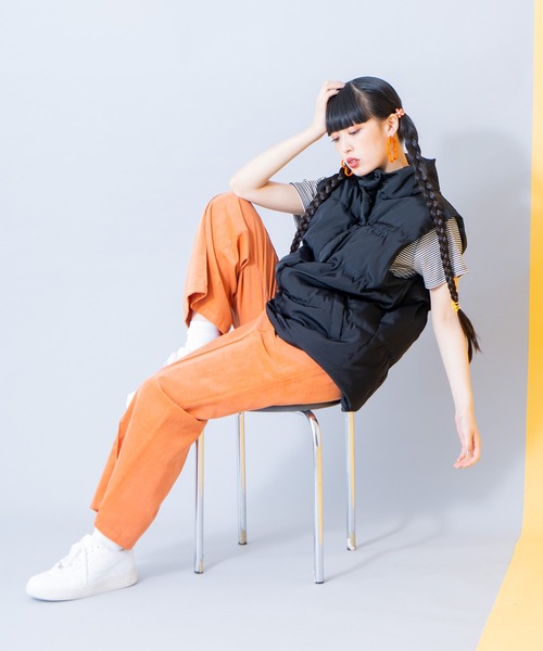 PUNYUS（プニュズ）の「コーデュロイイージーパンツ（その他パンツ・レディース・パープル/グリーン/オレンジ/ブラック・1/2/3/4）」の19枚目の写真