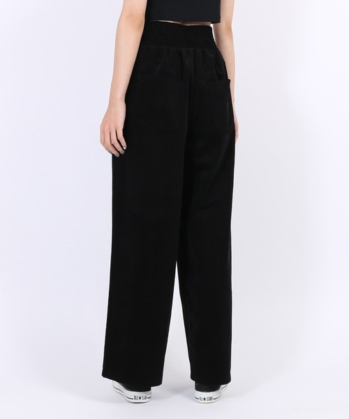 PUNYUS（プニュズ）の「コーデュロイイージーパンツ（その他パンツ・レディース・パープル/グリーン/オレンジ/ブラック・1/2/3/4）」の17枚目の写真