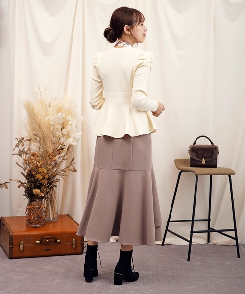 NOELA(ノエラ)の「スカーフセットペプラムニット(ニット/セーター・レディース・ブラック/ブラウン/オフホワイト・フリー)」の14枚目の写真