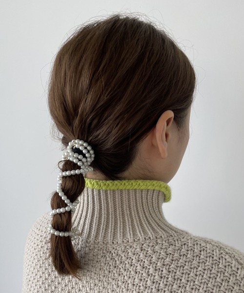 LOWRYS FARM(ローリーズファーム)の「パールグルグルワイヤー 166330(バレッタ/ヘアクリップ・レディース・その他/その他1・FREE)」の2枚目の写真