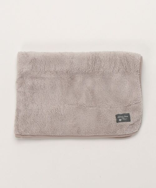 emesuelee（エメスーリー）の「4wayシープタッチブランケットS ふわふわ もこもこ 可愛い（ブランケット・レディース・ライトグレー/スモークピンク/ブラウン/ネイビー/アイボリー・フリー）」の10枚目の写真