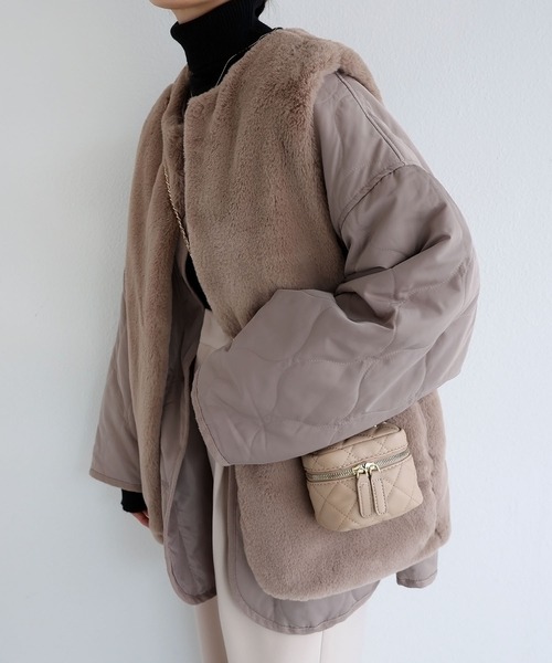 andme（アンドミー）の「フェイクファーベスト（ベスト・レディース・チャコールグレー/ブラウン/アイボリー/グレイッシュベージュ・M）」の9枚目の写真