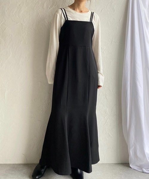 She's Closet（シーズクローゼット）の「【低身長向け/高身長向けサイズあり】ダブルストラップハイウエスト裾フレアロングマーメイドキャミワンピース（ワンピース・レディース・ブラック/ブラウン・FREE/SHORT/TALL）」の3枚目の写真