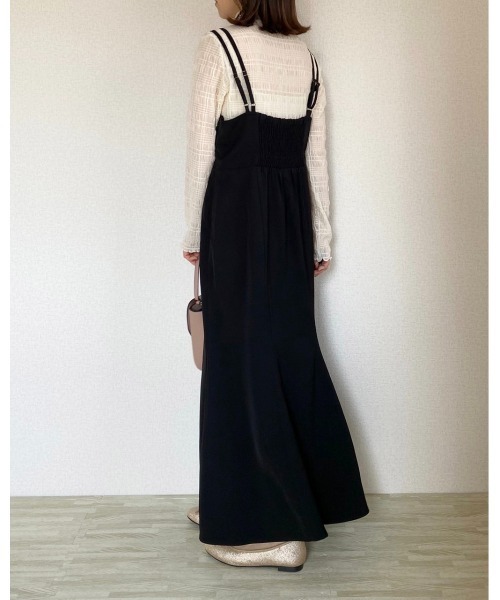 She's Closet（シーズクローゼット）の「【低身長向け/高身長向けサイズあり】ダブルストラップハイウエスト裾フレアロングマーメイドキャミワンピース（ワンピース・レディース・ブラック/ブラウン・FREE/SHORT/TALL）」の9枚目の写真