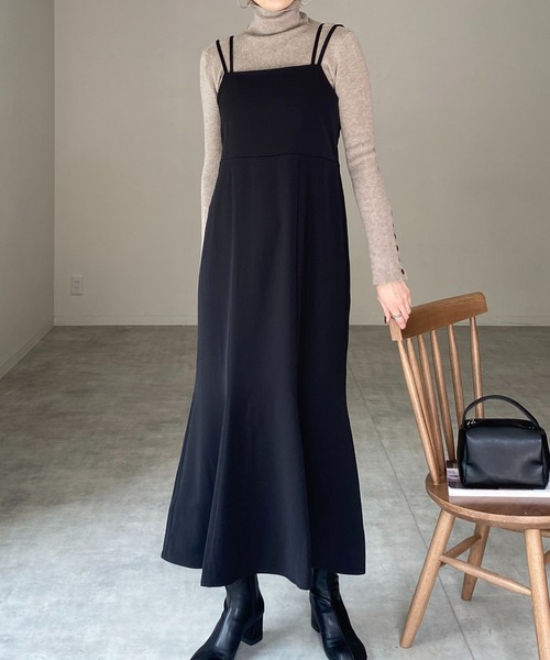 She's Closet（シーズクローゼット）の「【低身長向け/高身長向けサイズあり】ダブルストラップハイウエスト裾フレアロングマーメイドキャミワンピース（ワンピース・レディース・ブラック/ブラウン・FREE/SHORT/TALL）」の11枚目の写真