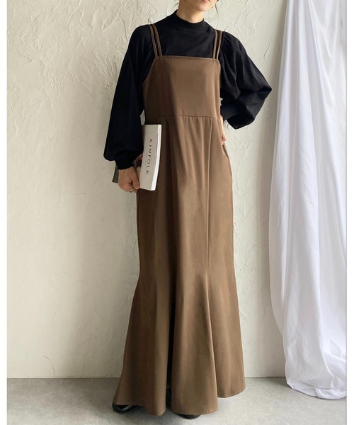 She's Closet（シーズクローゼット）の「【低身長向け/高身長向けサイズあり】ダブルストラップハイウエスト裾フレアロングマーメイドキャミワンピース（ワンピース・レディース・ブラック/ブラウン・FREE/SHORT/TALL）」の18枚目の写真