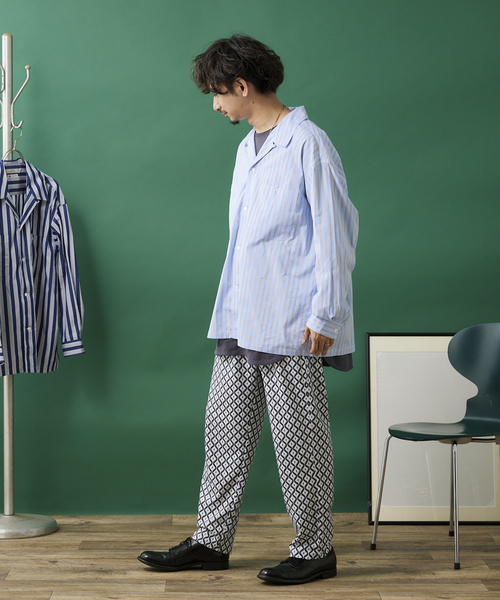 JOURNAL STANDARD relume(ジャーナルスタンダード レリューム)の「WAFFLE プリント総柄 リラックスパンツ(その他パンツ・メンズ・ホワイト/チャコールグレー/ベージュ/キャメル・MEDIUM/LARGE)」の13枚目の写真