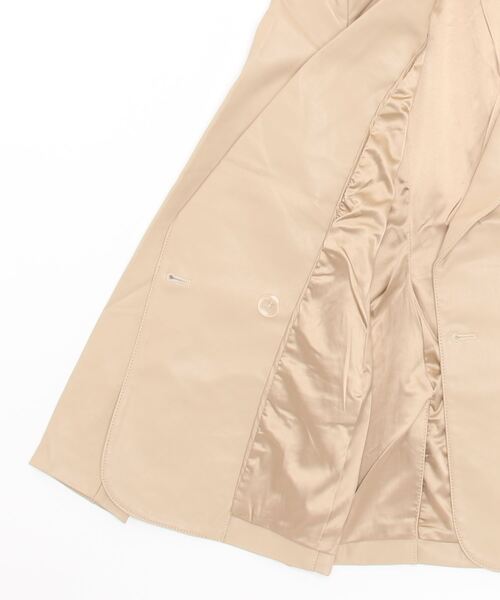 Guess（ゲス）の「Emelie Blazer（テーラードジャケット・レディース・ベージュ・MEDIUM/X-SMALL/SMALL）」の5枚目の写真