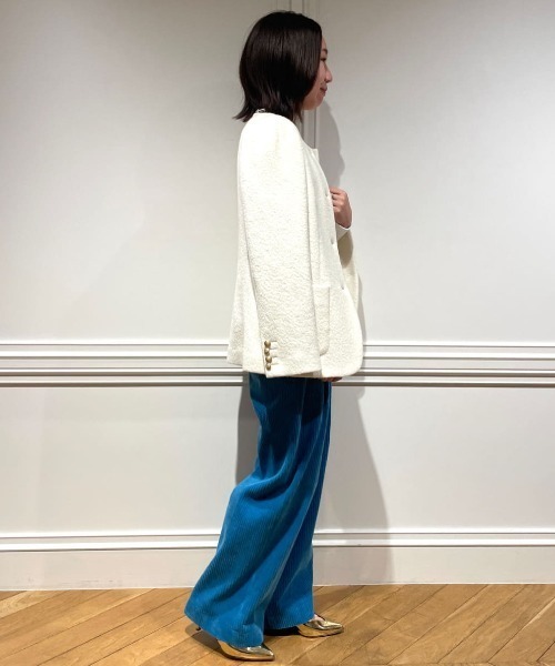allureville(アルアバイル)の「コットンコーデュロイワイドパンツ(その他パンツ・レディース・ブルー/アイボリー・1/2)」の14枚目の写真