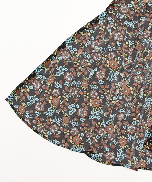 sandy（サンディー）の「sandy/フラワープリントブラウス（シャツ/ブラウス・レディース・グレー/ブラック・FREE）」の4枚目の写真