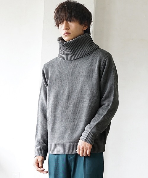 MinoriTY（マイノリティ）の「オフタートル タートルネック ボリュームネック ニット/セーター 春服 冬服（ニット/セーター・メンズ・ブラウン/チャコール/オフホワイト・M/L）」の8枚目の写真