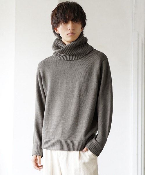 MinoriTY（マイノリティ）の「オフタートル タートルネック ボリュームネック ニット/セーター 春服 冬服（ニット/セーター・メンズ・ブラウン/チャコール/オフホワイト・M/L）」の13枚目の写真