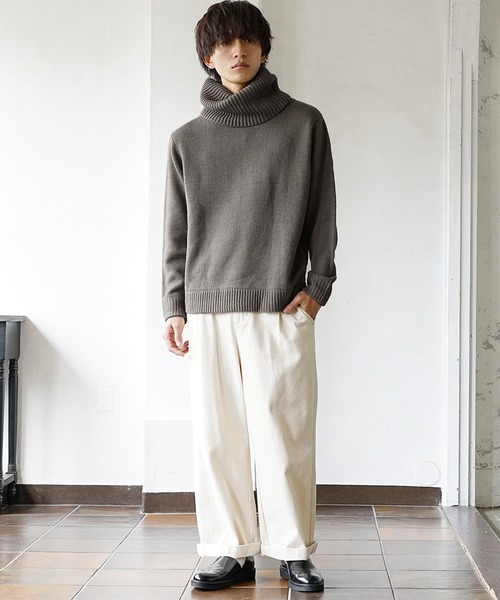 MinoriTY（マイノリティ）の「オフタートル タートルネック ボリュームネック ニット/セーター 春服 冬服（ニット/セーター・メンズ・ブラウン/チャコール/オフホワイト・M/L）」の15枚目の写真