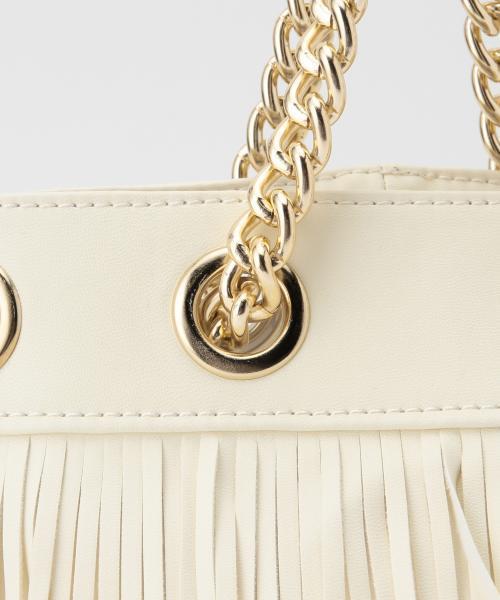 Ray BEAMS(レイビームス)の「SOLPRESA / フリンジ バッグ(ショルダーバッグ・レディース・ホワイト/ブラック・ONE SIZE)」の5枚目の写真