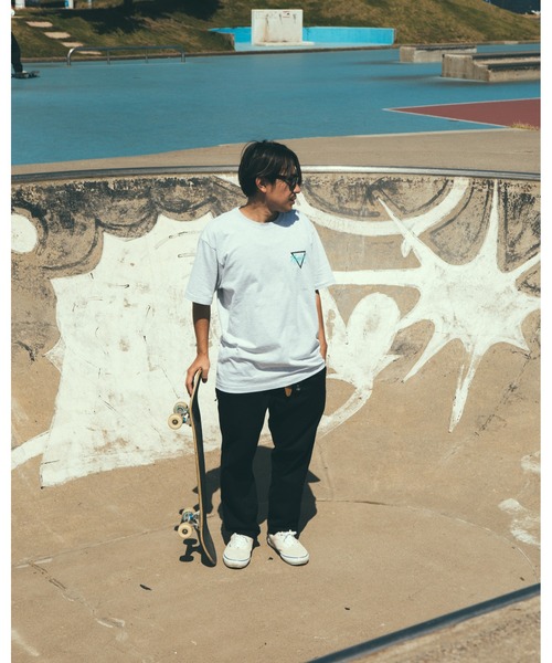 KIBACOWORKS（キバコワークス）の「【 KIBACOWORKS / キバコワークス 】 プリント Tシャツ "TROPICAL STATE OF MIND" TEE TROPICAL TEE KCI（Tシャツ/カットソー・メンズ・ホワイト/パープル/グレー・S/M/L/XL/XXL）」の8枚目の写真