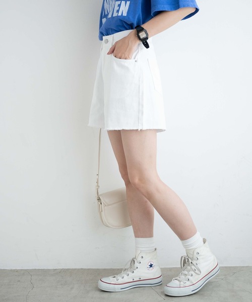 WEGO（ウィゴー）の「WEGO/フリンジショートパンツ（デニムパンツ・レディース・ブラック系その他/コバルトブルー/ブラック/ライトインディゴブルー/ホワイト/スミクロ・X-SMALL/SMALL/LARGE/MEDIUM）」の15枚目の写真