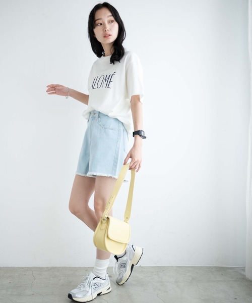 WEGO（ウィゴー）の「WEGO/フリンジショートパンツ（デニムパンツ・レディース・ブラック系その他/コバルトブルー/ブラック/ライトインディゴブルー/ホワイト/スミクロ・X-SMALL/SMALL/LARGE/MEDIUM）」の18枚目の写真