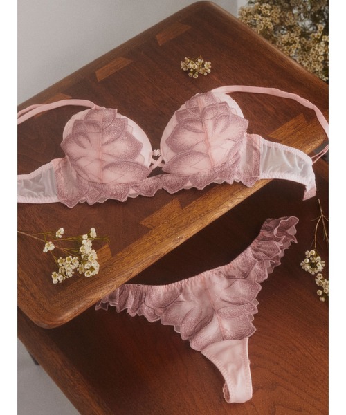Ravijour（ラヴィジュール）の「レトロペタル ホットリフトブラ
