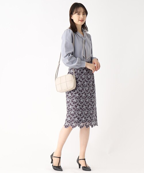 index（インデックス）の「◆バイカラー ボウタイニット（ニット/セーター・レディース・ホワイト系その他6/ブラック系4/ブルー系9/ホワイト系その他5・36/38/42/40）」の20枚目の写真