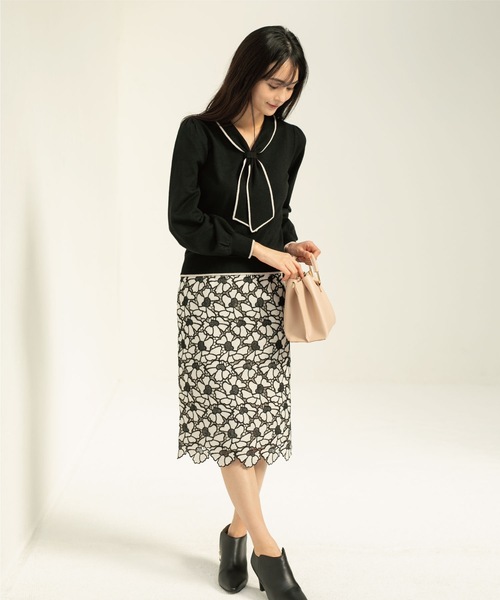 index（インデックス）の「◆バイカラー ボウタイニット（ニット/セーター・レディース・ホワイト系その他6/ブラック系4/ブルー系9/ホワイト系その他5・36/38/42/40）」の6枚目の写真