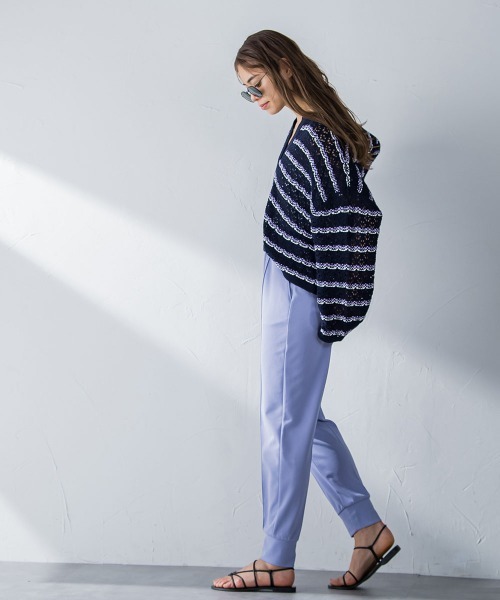 MAYSON GREY(メイソングレイ)の「カットジョーゼットジョガーパンツ≪セットアップ対応≫(カーゴパンツ・レディース・オフホワイト/ブラック/パープル/チャコールグレー・M/SS/S)」の6枚目の写真