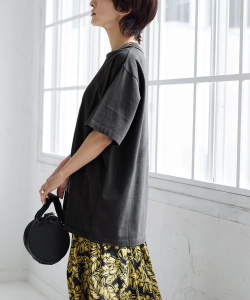 JOURNAL STANDARD relume(ジャーナルスタンダード レリューム)の「ビッグロゴTEE(Tシャツ/カットソー・レディース・ブラック/ホワイト/ピンク・FREE)」の15枚目の写真
