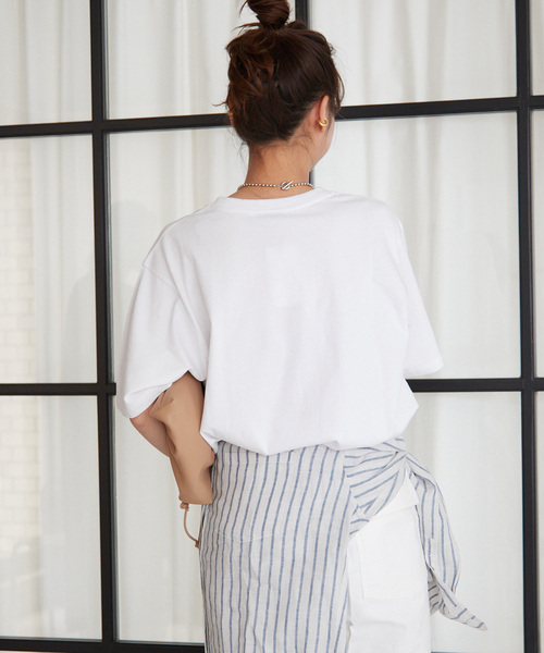 JOURNAL STANDARD relume(ジャーナルスタンダード レリューム)の「ビッグロゴTEE(Tシャツ/カットソー・レディース・ブラック/ホワイト/ピンク・FREE)」の16枚目の写真