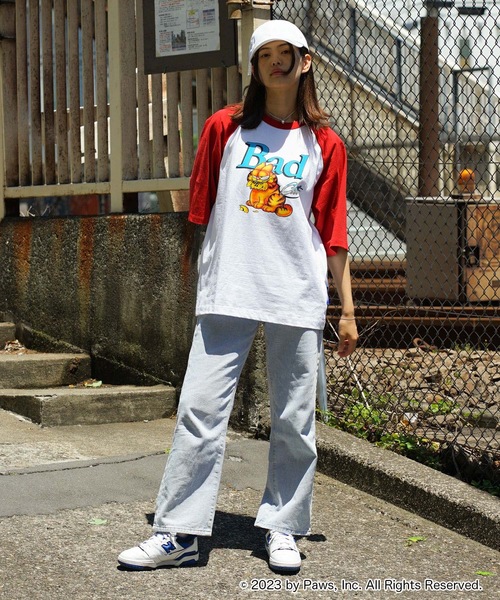JEANS MATE(ジーンズメイト)の「【Garfield/ガーフィールド】コラボ ラグランTシャツ Y2K バックプリント ストリート(Tシャツ/カットソー・メンズ・レッド/カーキ/グレー・MEDIUM/LARGE/X-LARGE)」の20枚目の写真