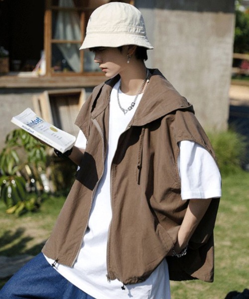 MGV（エムジーヴィー）の「フード付きクロップド丈ベスト（ベスト・メンズ・ブラウン/グレー/ブラック・MEDIUM/X-LARGE/LARGE）」の8枚目の写真