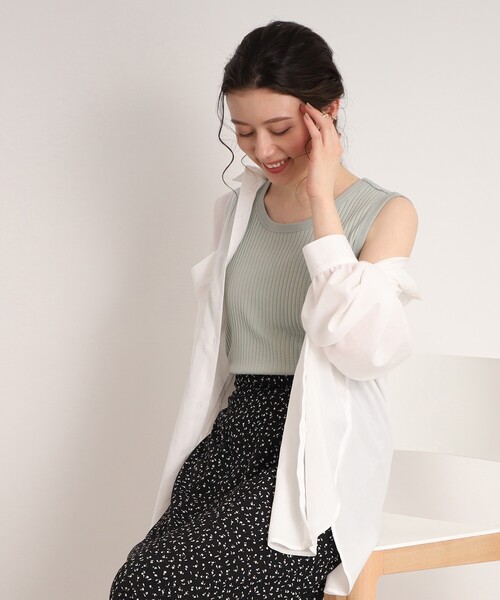 DRESKIP（ドレスキップ）の「◆【ボディーラインを拾いすぎない】裾ラウンド リブタンクトップ（タンクトップ・レディース・ライトグレー/ライトグリーン/ブラック/オフホワイト・02/03/04）」の4枚目の写真