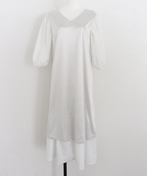 Pierrot(ピエロ)の「2wayパフスリーブワンピース(ワンピース・レディース・ブラック/ベージュ/オフホワイト・M/L)」の9枚目の写真