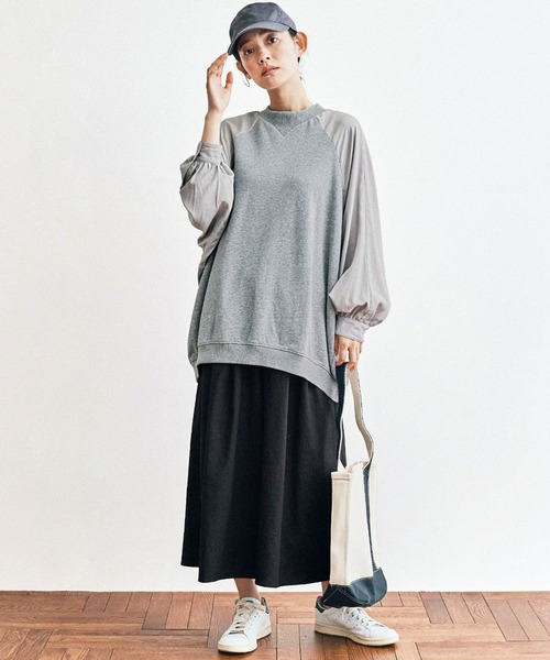 and myera（アンド マイラ）の「ａｎｄ　ｍｙｅｒａ　ベーシックじゃないトレーナー（スウェット・レディース・ベージュ/グレー・MEDIUM/LARGE/X-LARGE/SMALL）」の18枚目の写真