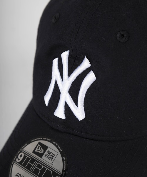 NEW ERA（ニューエラ）の「【NEW　ERA/ニューエラ】9THIRTY Typewriter タイプライター ニューヨーク・ヤンキース ミッドロゴ刺繍 キャップ/ブラック（キャップ・メンズ・ブラック・FREE）」の3枚目の写真