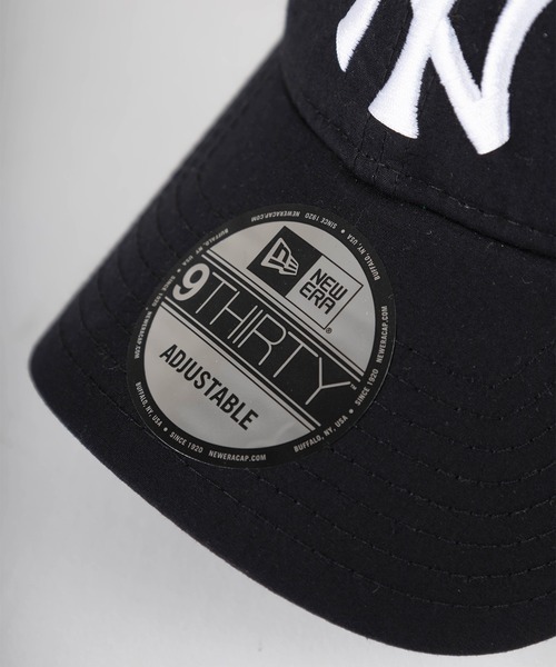 NEW ERA（ニューエラ）の「【NEW　ERA/ニューエラ】9THIRTY Typewriter タイプライター ニューヨーク・ヤンキース ミッドロゴ刺繍 キャップ/ブラック（キャップ・メンズ・ブラック・FREE）」の4枚目の写真