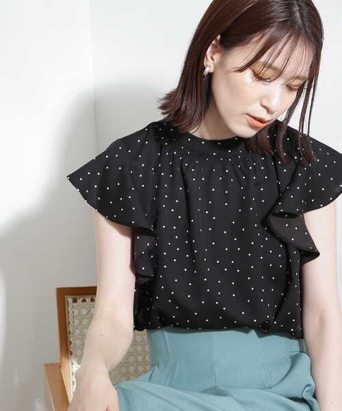 ◆デコルテシャーリングとろみブラウス