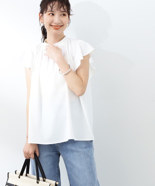 ◆デコルテシャーリングとろみブラウス