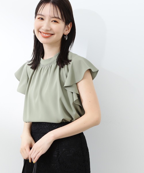 ◆デコルテシャーリングとろみブラウス