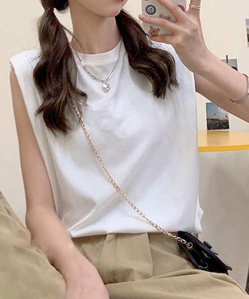 NinaetLina(ニナエリナ)の「クルーネックノースリーブカットソー(Tシャツ/カットソー・レディース・ベージュ/ブラック/ホワイト・FREE)」の2枚目の写真