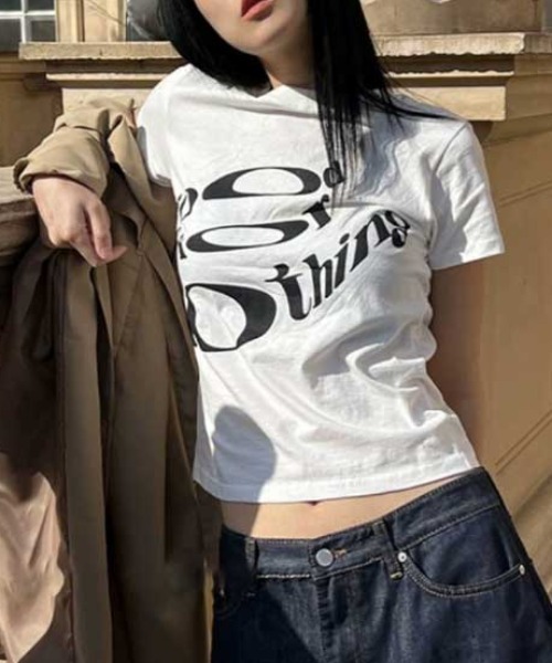 Vipoa（ヴィポア）の「フィットレタリングプリントTEE（Tシャツ/カットソー・レディース・ホワイト/ブラック・FREE）」の11枚目の写真